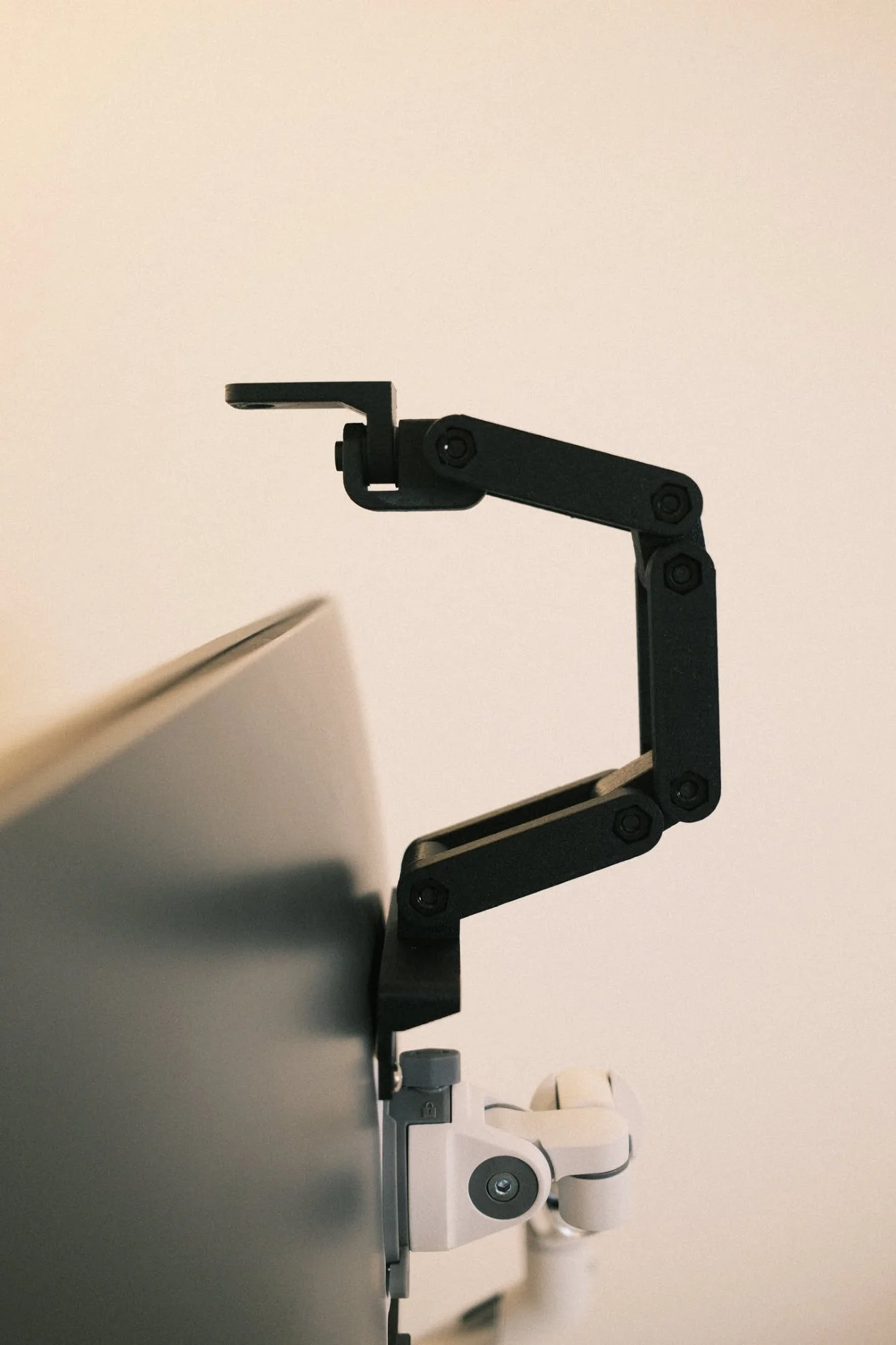 Calibra Link Arm product photo